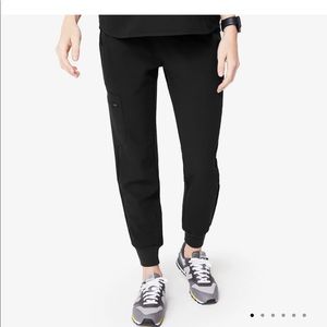 Figs Zamora black jobbers